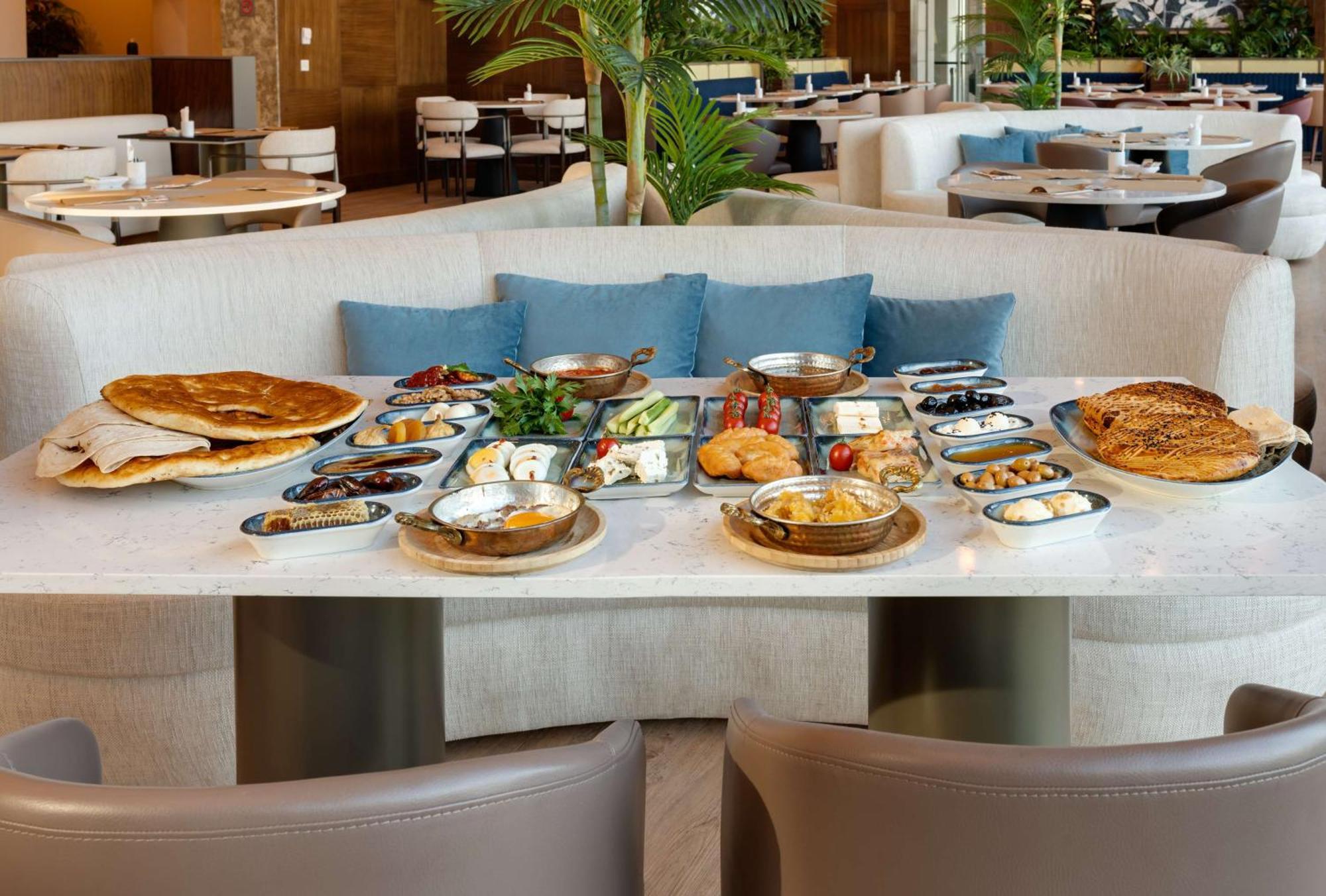 Doubletree By Hilton Van Exterior foto